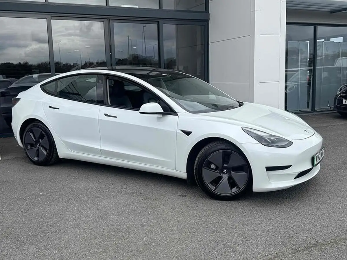 2021-tesla-model-3-e-standard-plus-big-8