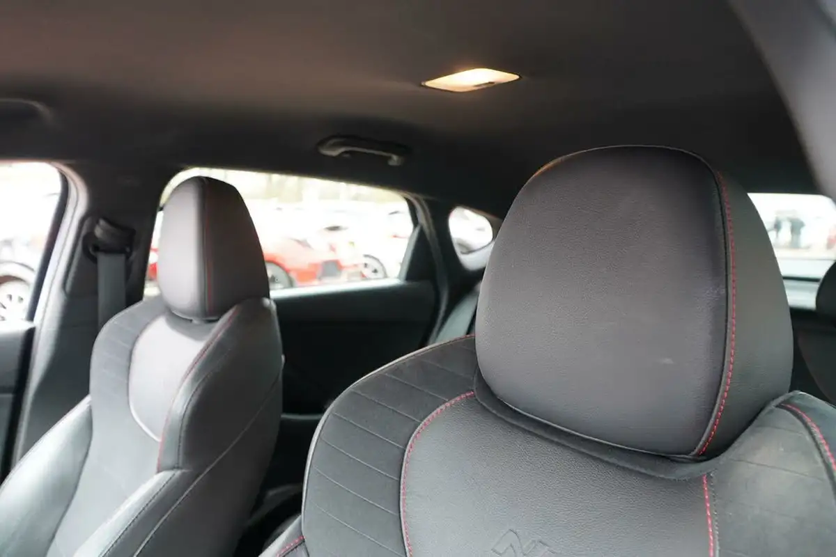 2020-hyundai-i30-n-20-t-gdi-n-performance-fastback-big-37