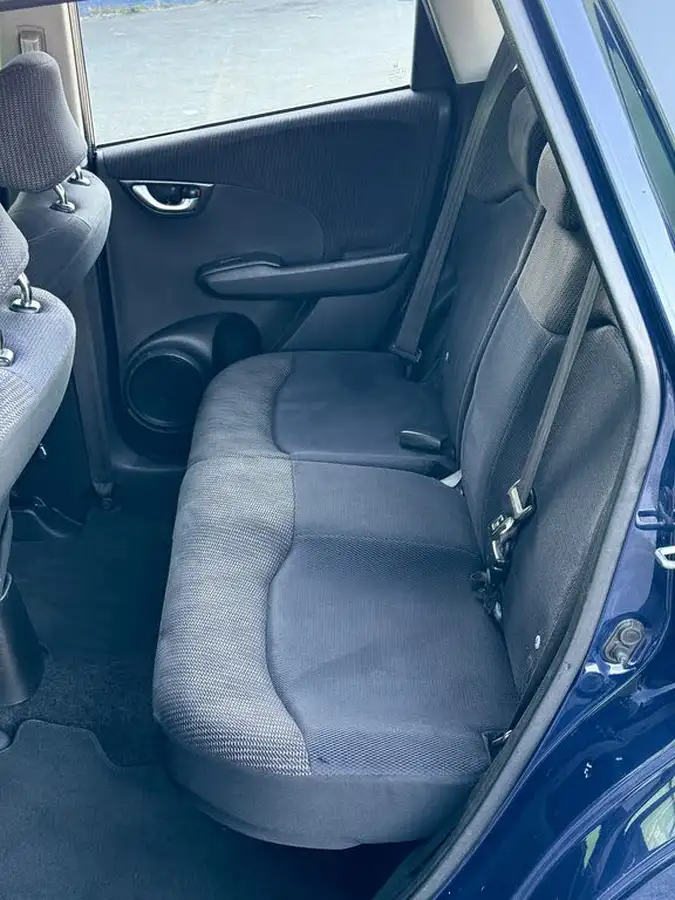 2013-honda-jazz-14-es-big-11