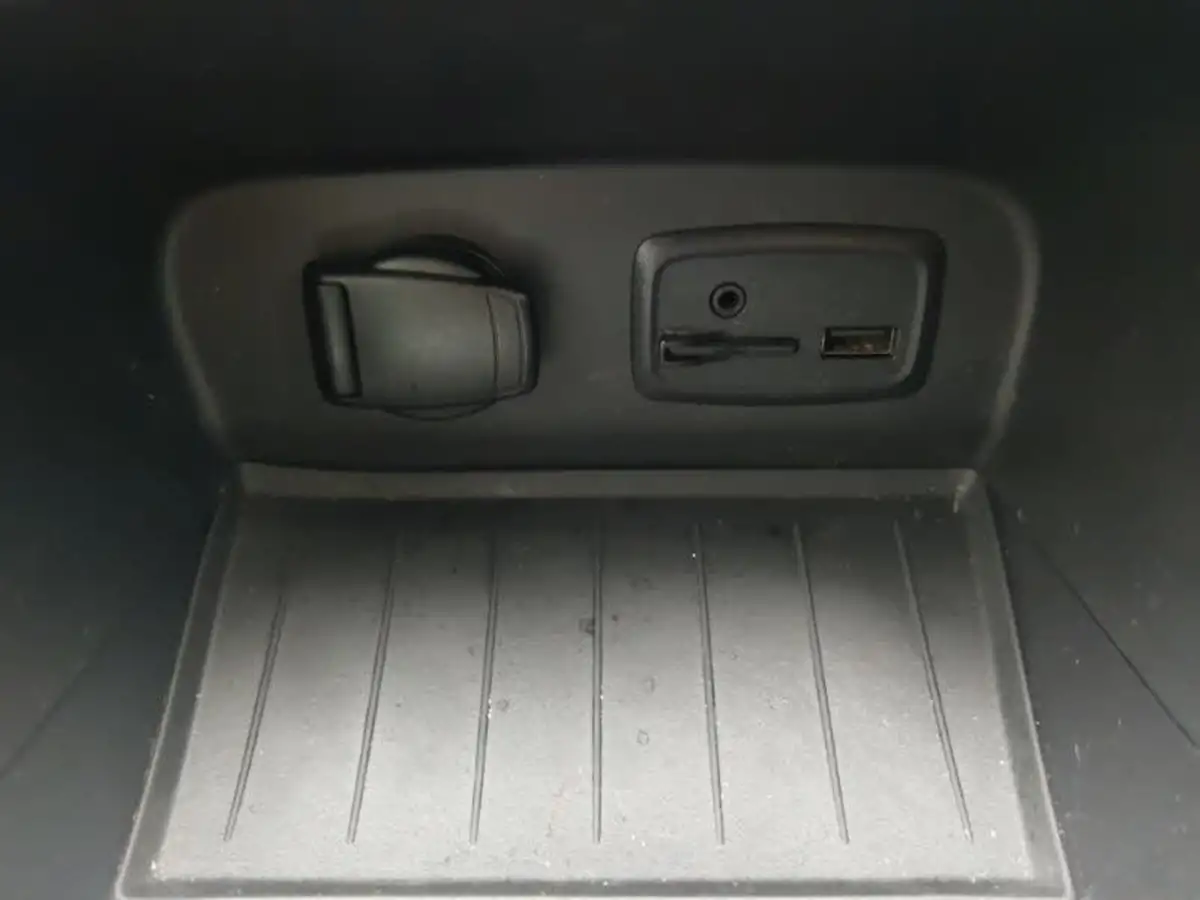 2019-renault-captur-15dci-gt-line-big-17