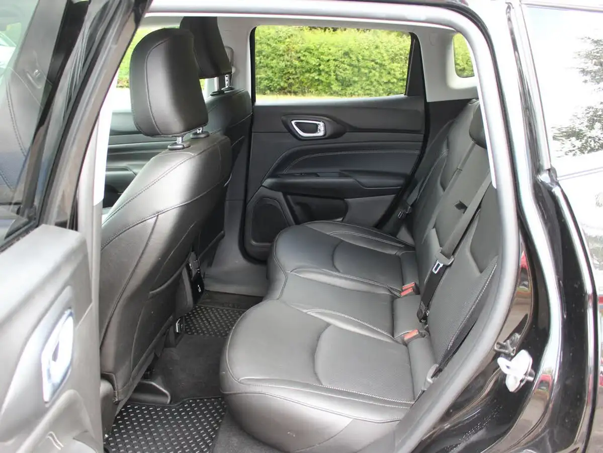 2022-jeep-compass-13-gse-s-big-34