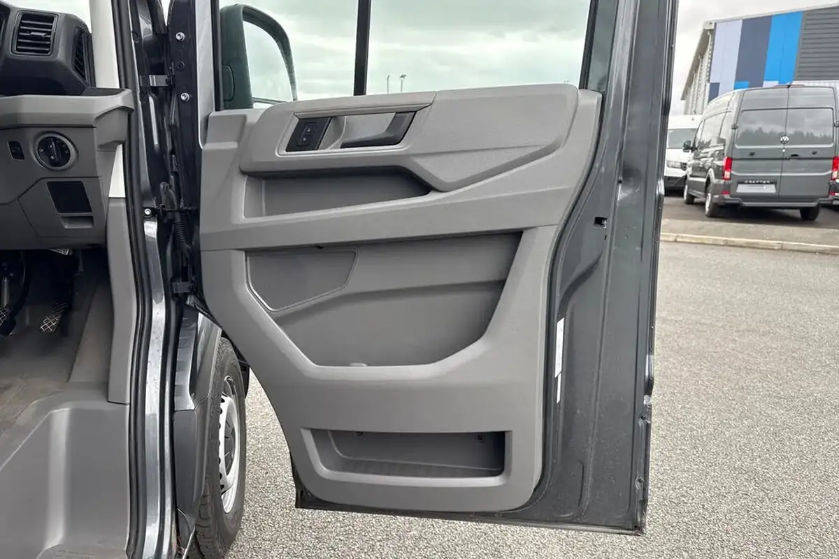2024-volkswagen-crafter-20tdi-cr35-lwb-commerce-plus-140pseu6d-auto-big-33