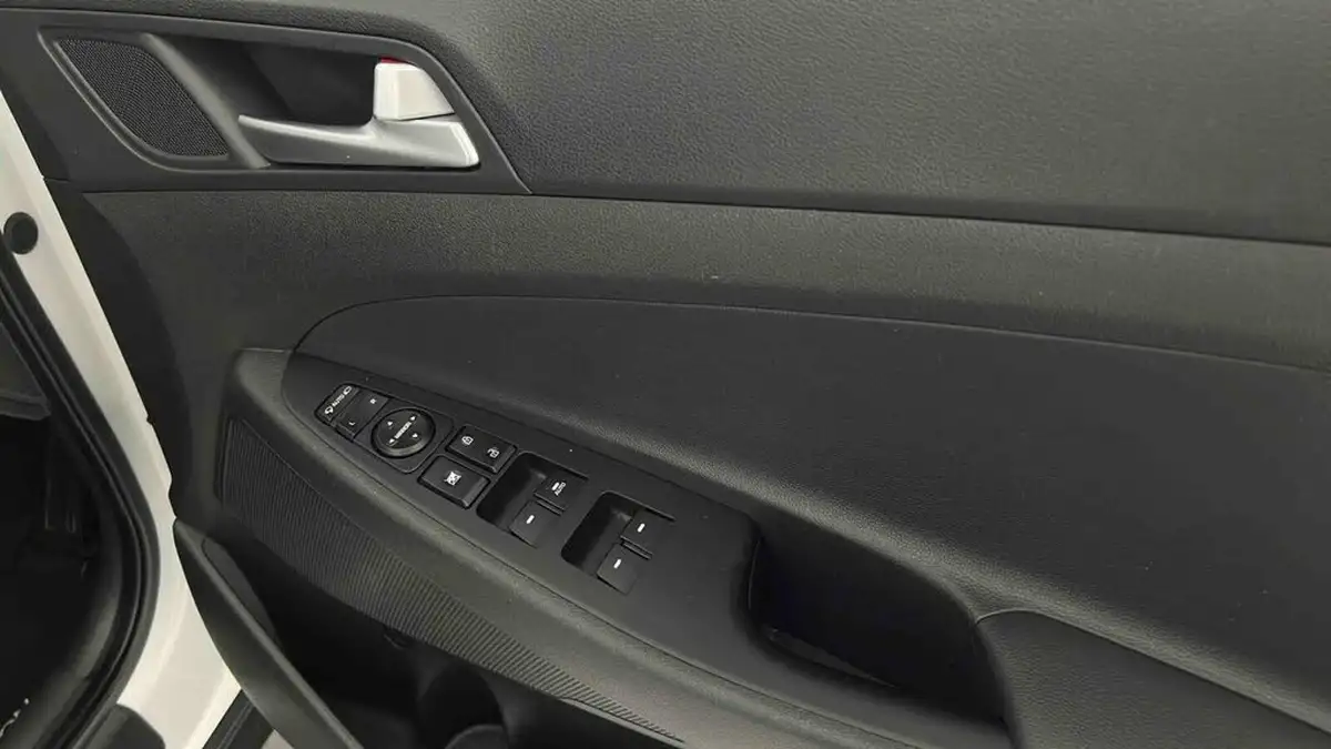 2018-hyundai-tucson-16-gdi-blue-drive-se-nav-big-30