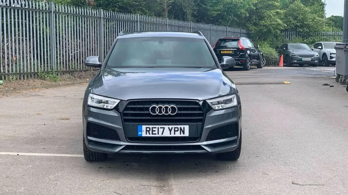 2017-audi-q3-14-tfsi-s-line-edition-tronic-big-1