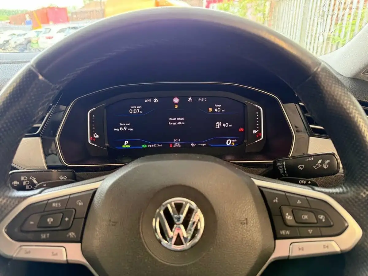 2019-volkswagen-passat-14-tsi-gte-advance-saloon-4d-big-32