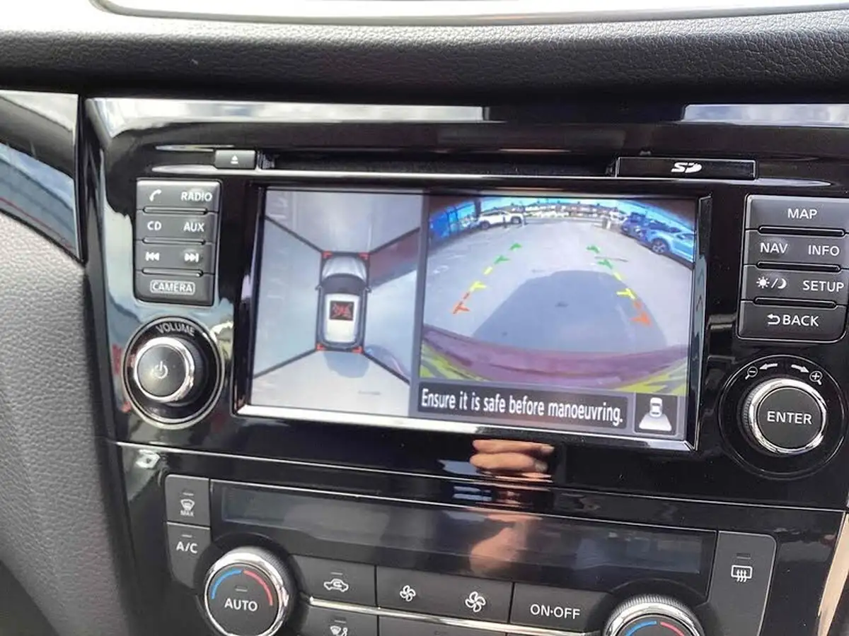 2015-nissan-qashqai-12-n-tec-big-7
