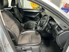 2015-skoda-octavia-20tdi-elegance-hatchback-small-15