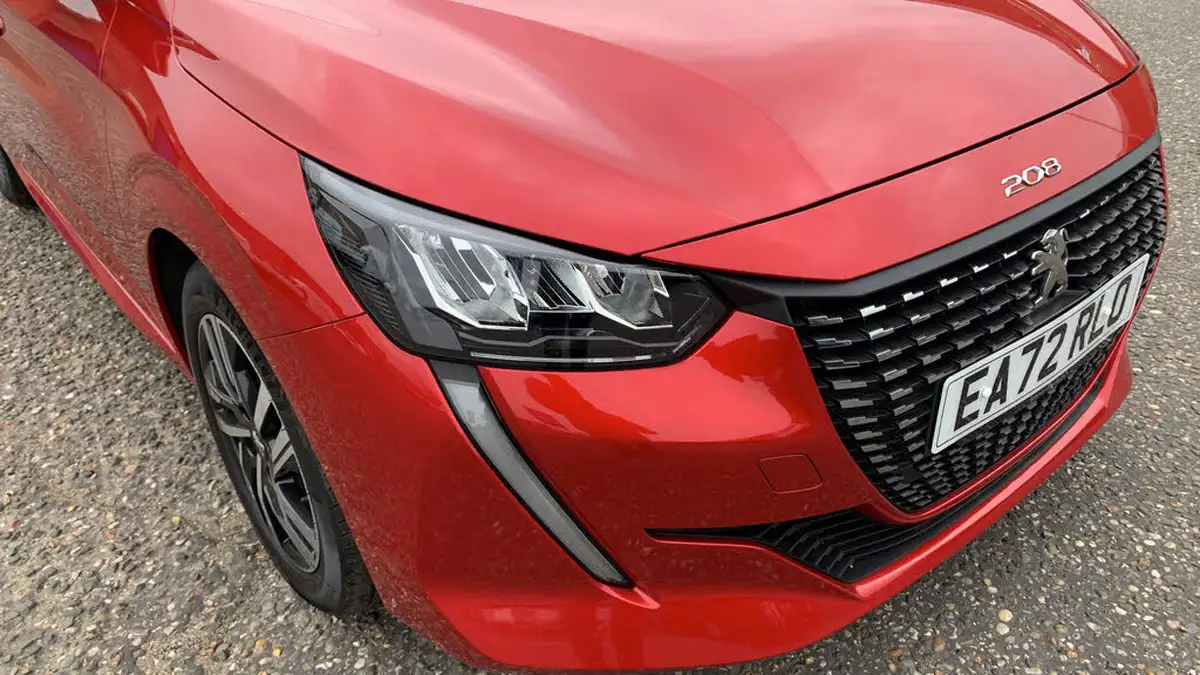 2023-peugeot-208-12-puretech-allure-premium-100ps-big-47