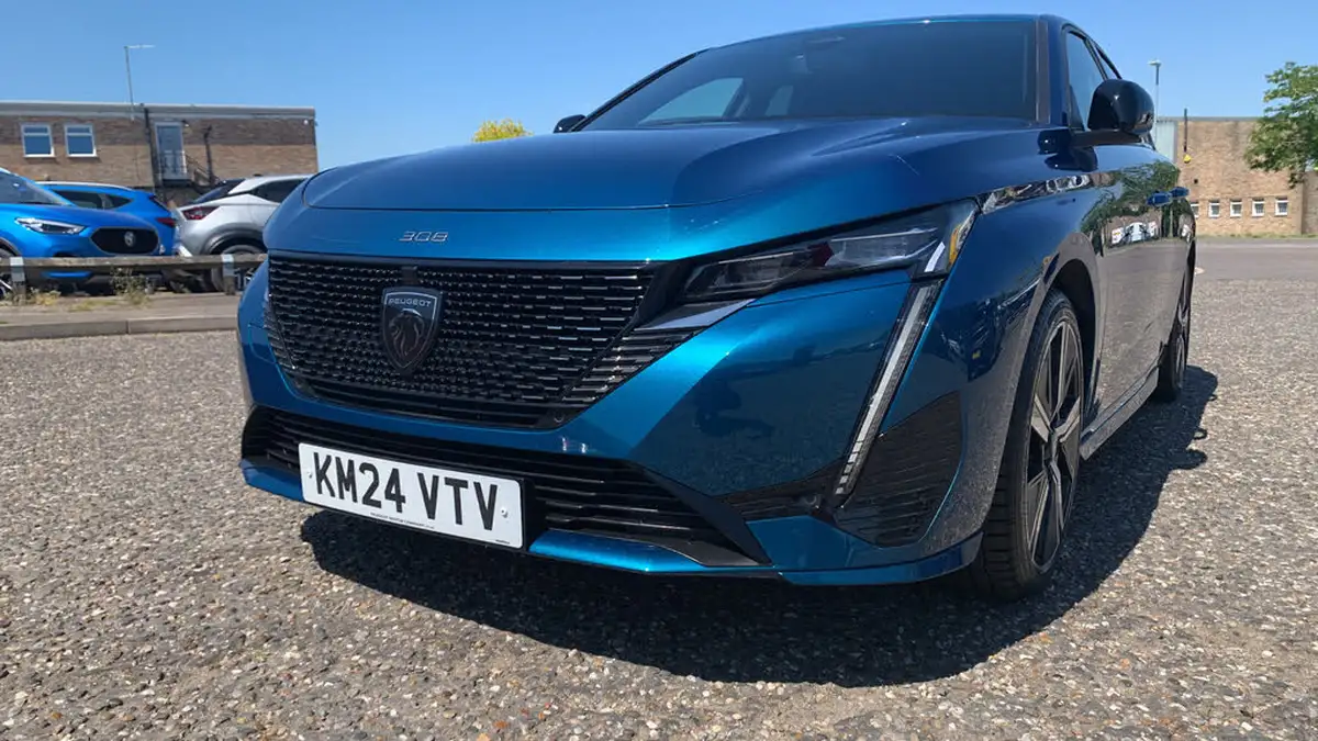 2024-peugeot-308-12-puretech-gt-130ps-ss-eat8-big-50