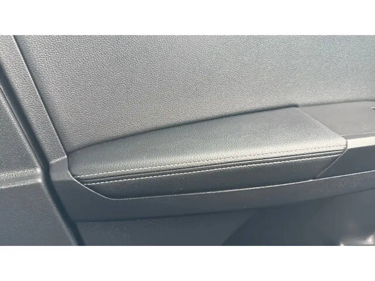 2022-seat-arona-10-tsi-xperience-big-35