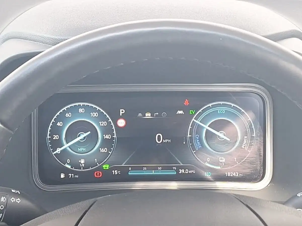 2022-hyundai-kona-16-gdi-premium-big-10