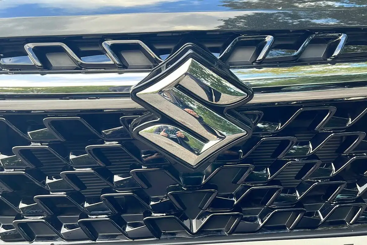 2024-suzuki-s-cross-15-motion-big-22