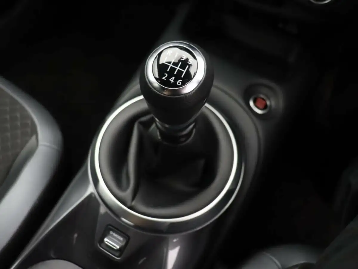 2023-nissan-juke-10-dig-t-n-connecta-big-36