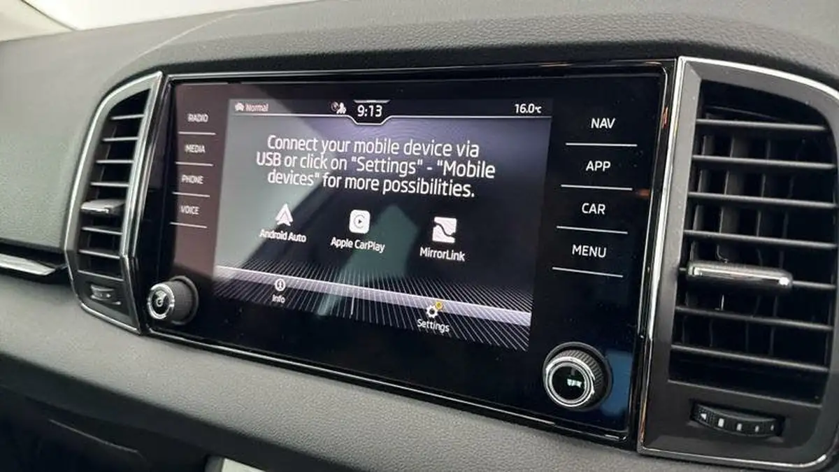 2021-skoda-karoq-10-tsi-se-l-110ps-big-15