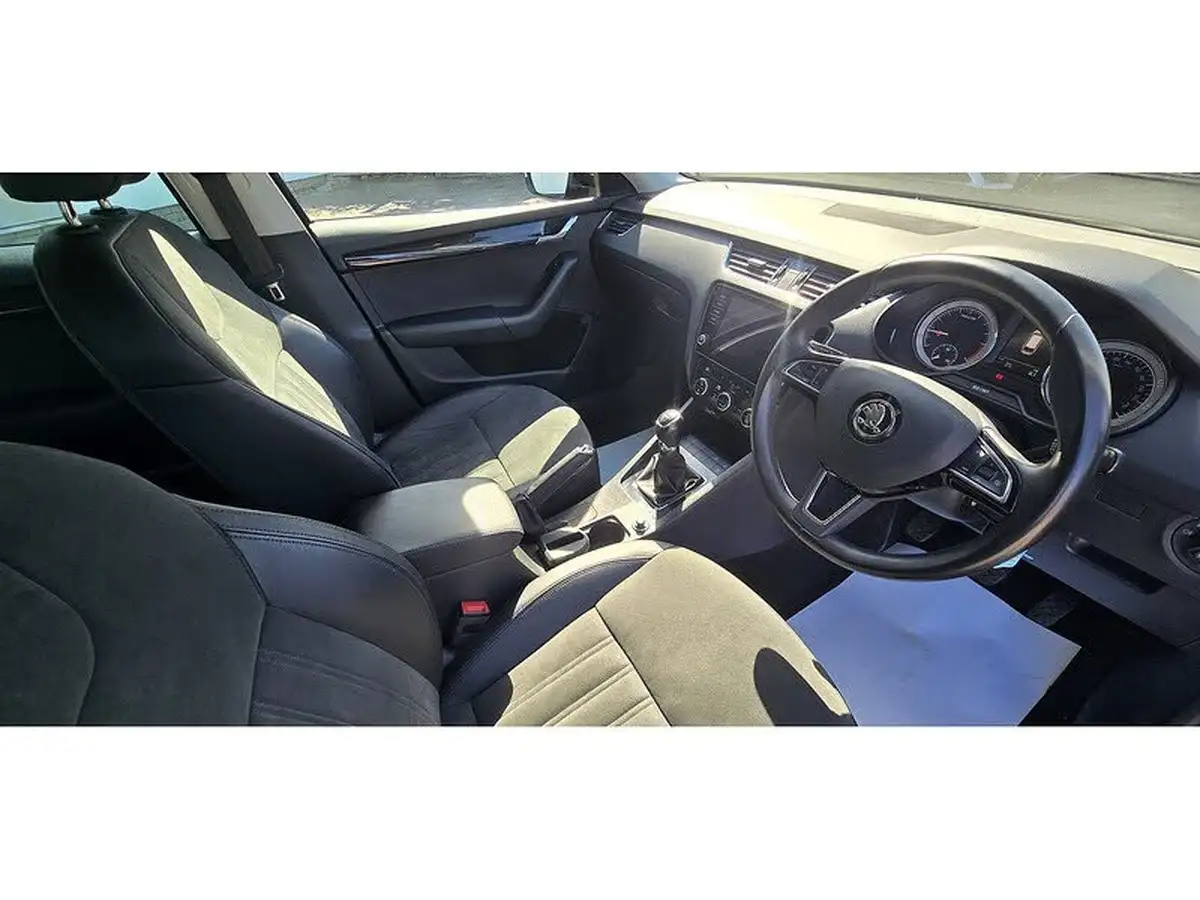 2020-skoda-octavia-16tdi-se-l-estate-big-7