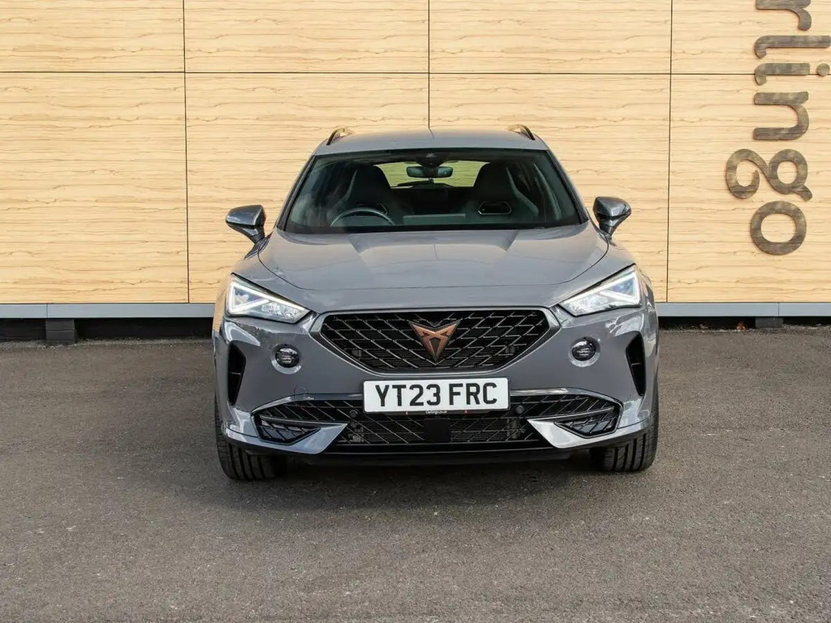 2023-cupra-formentor-15-tsi-v2-dsg-big-4