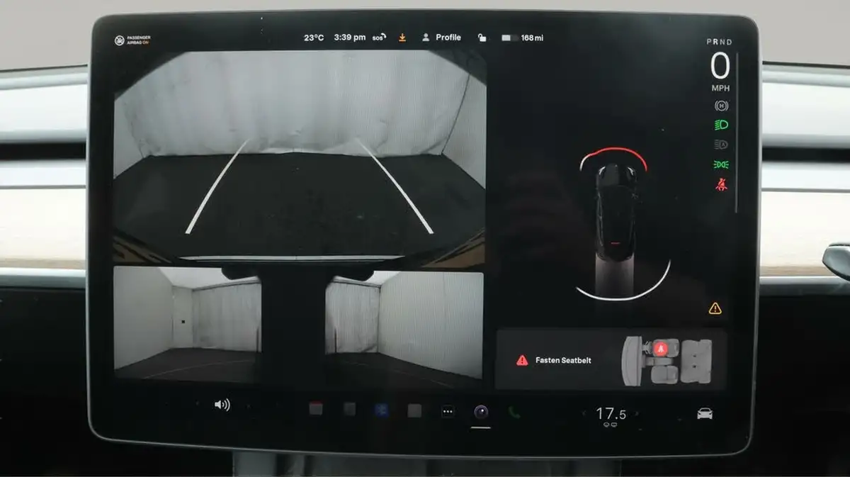 2022-tesla-model-y-e-long-range-big-24
