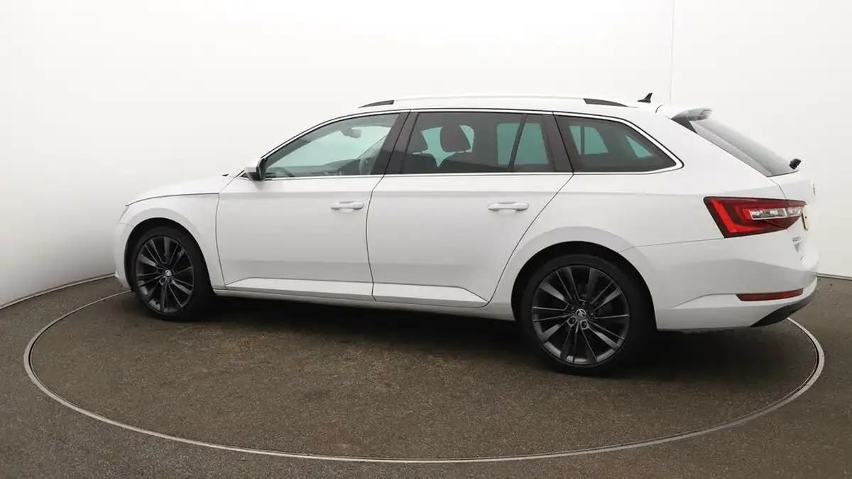 2018-skoda-superb-20tdi-scr-se-l-executive-190ps-estate-big-39
