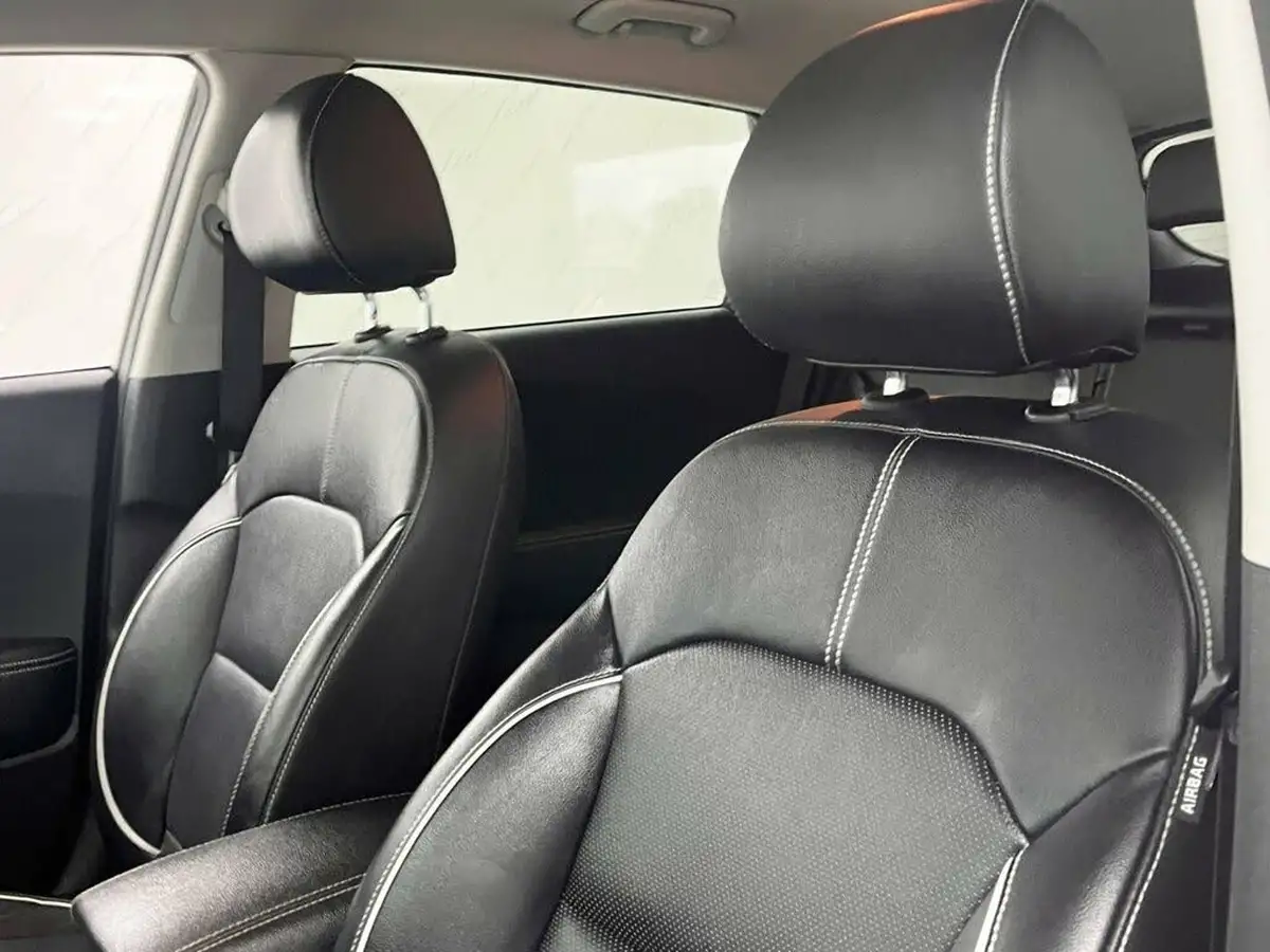 2021-kia-e-niro-ev-3-big-17