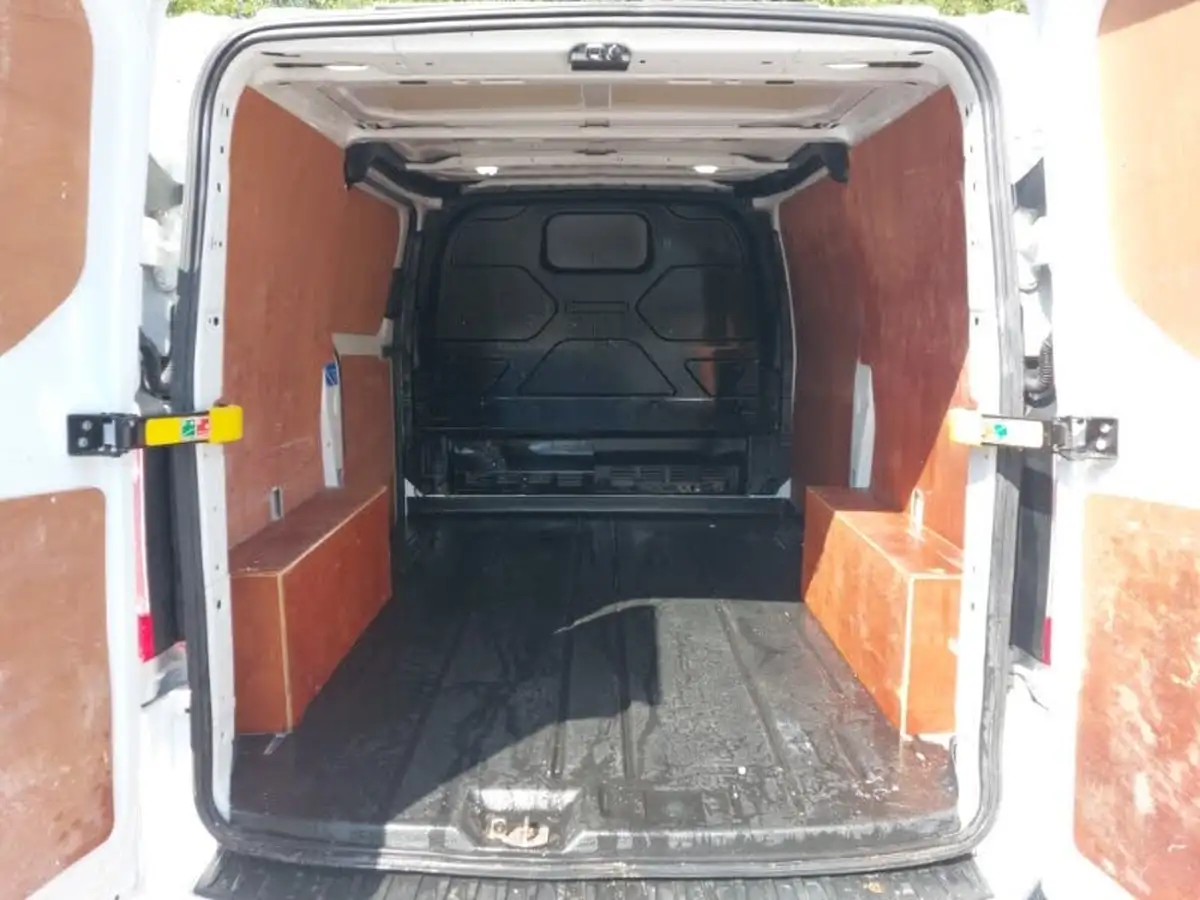 2022-ford-transit-custom-20tdci-280-l1h1-limited-130pseu6dt-big-7