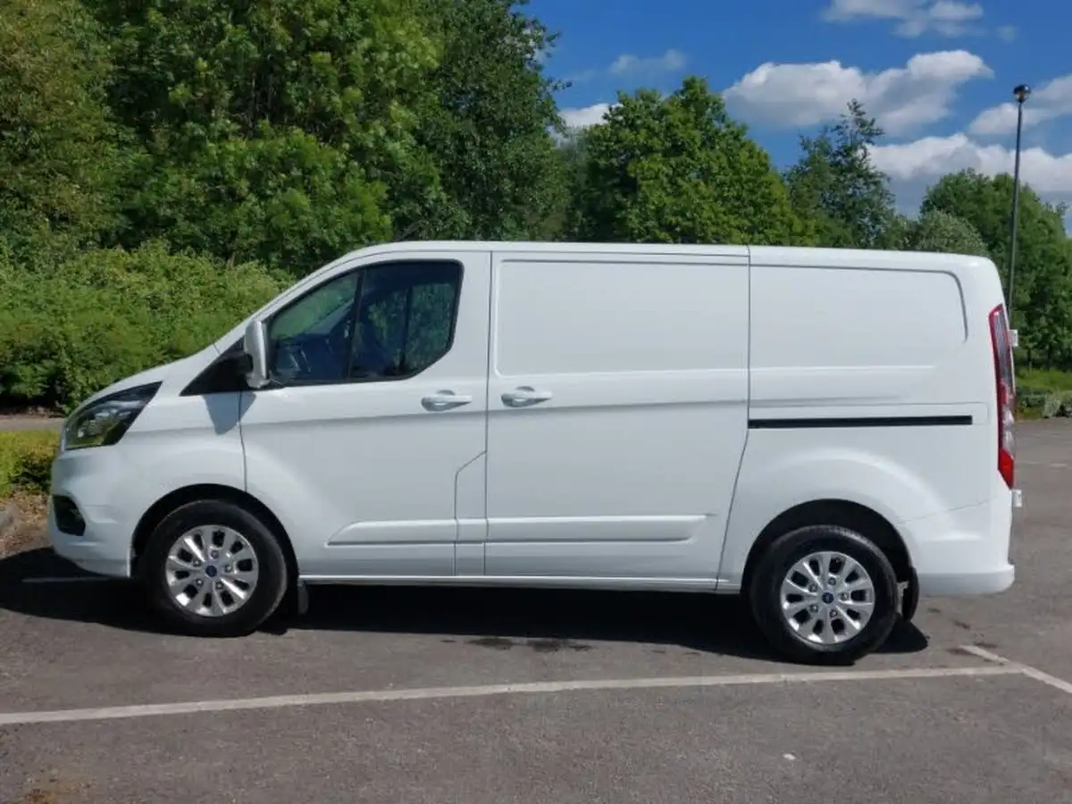 2022-ford-transit-custom-20tdci-280-l1h1-limited-130pseu6dt-big-3