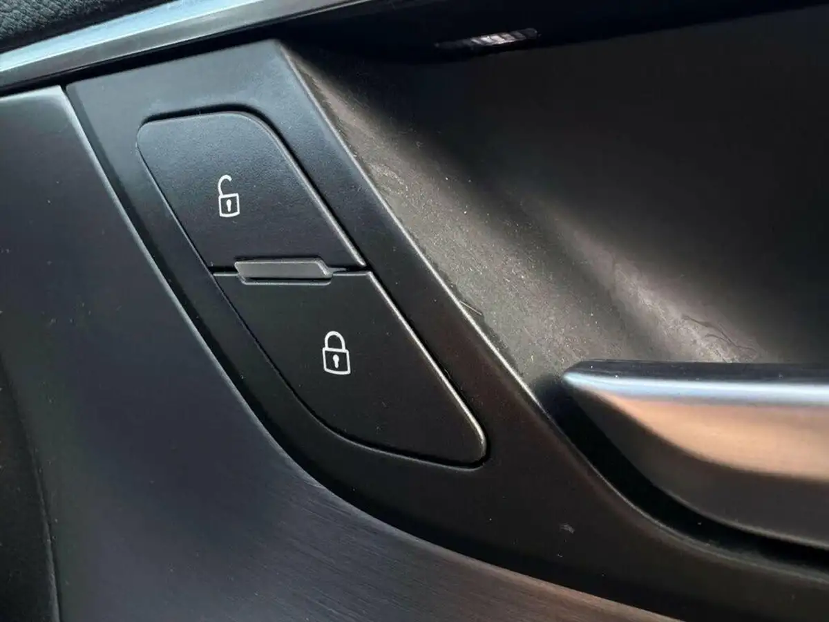 2019-audi-a6-saloon-20-40-tdi-s-line-quattro-big-42