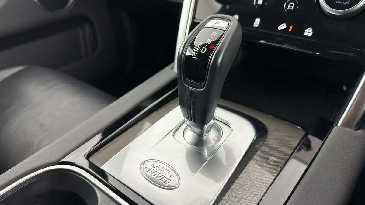 2020-land-rover-discovery-sport-20-p200-r-dynamic-se-big-19