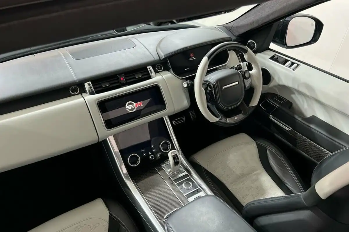 2021-land-rover-range-rover-sport-50-v8-p575-svr-carbon-edition-big-15