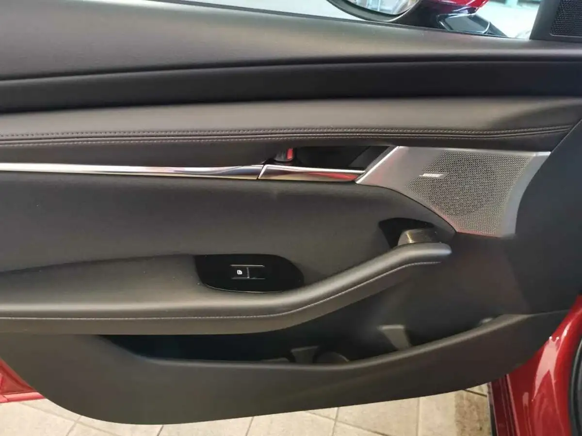 2025-mazda-mazda3-20-e-skyactiv-x-exclusive-line-hatchback-5d-big-21