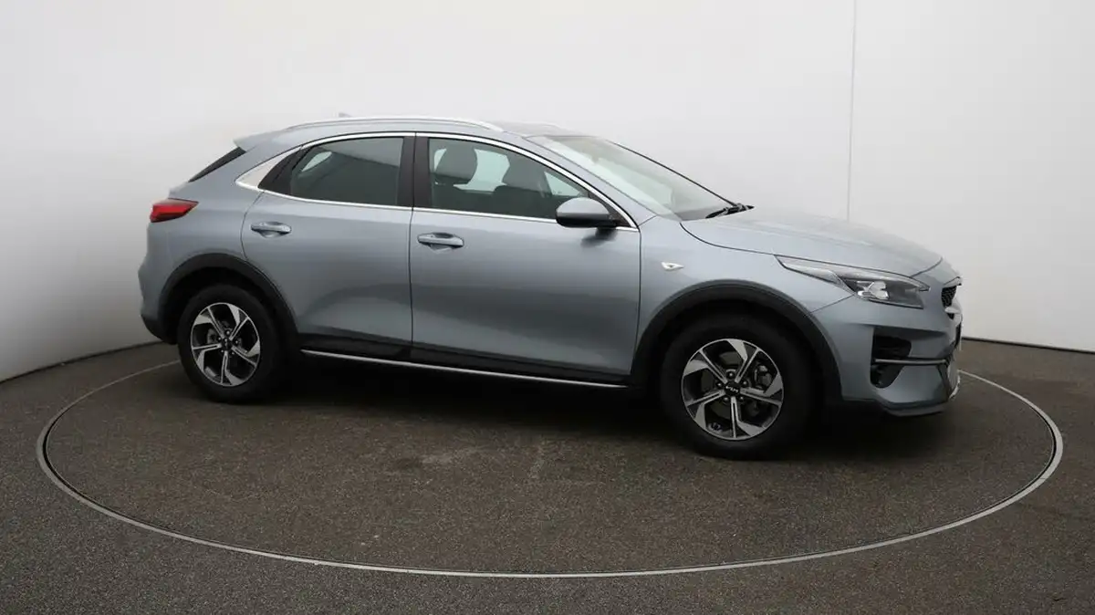 2022-kia-xceed-10-t-gdi-2-big-46