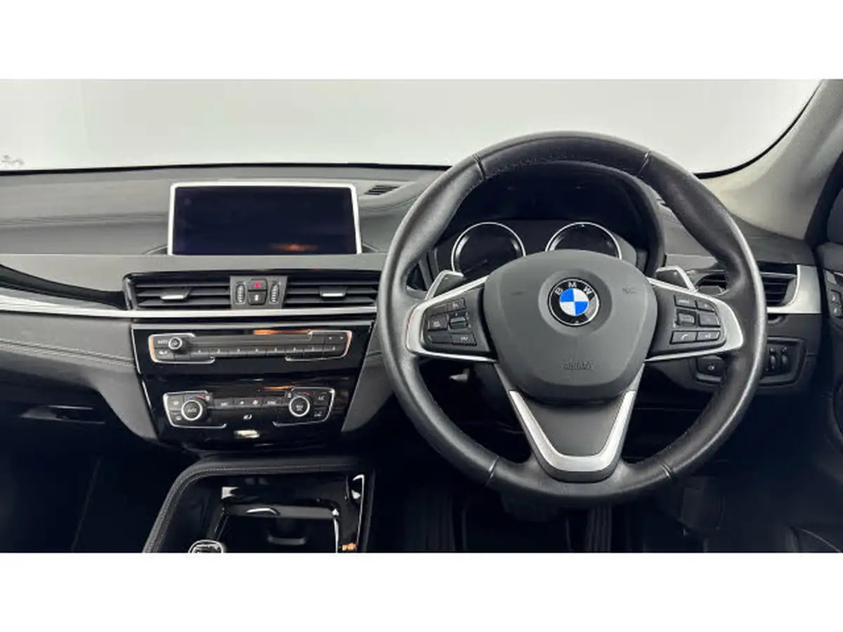 2021-bmw-x1-20-xdrive20i-sport-big-4