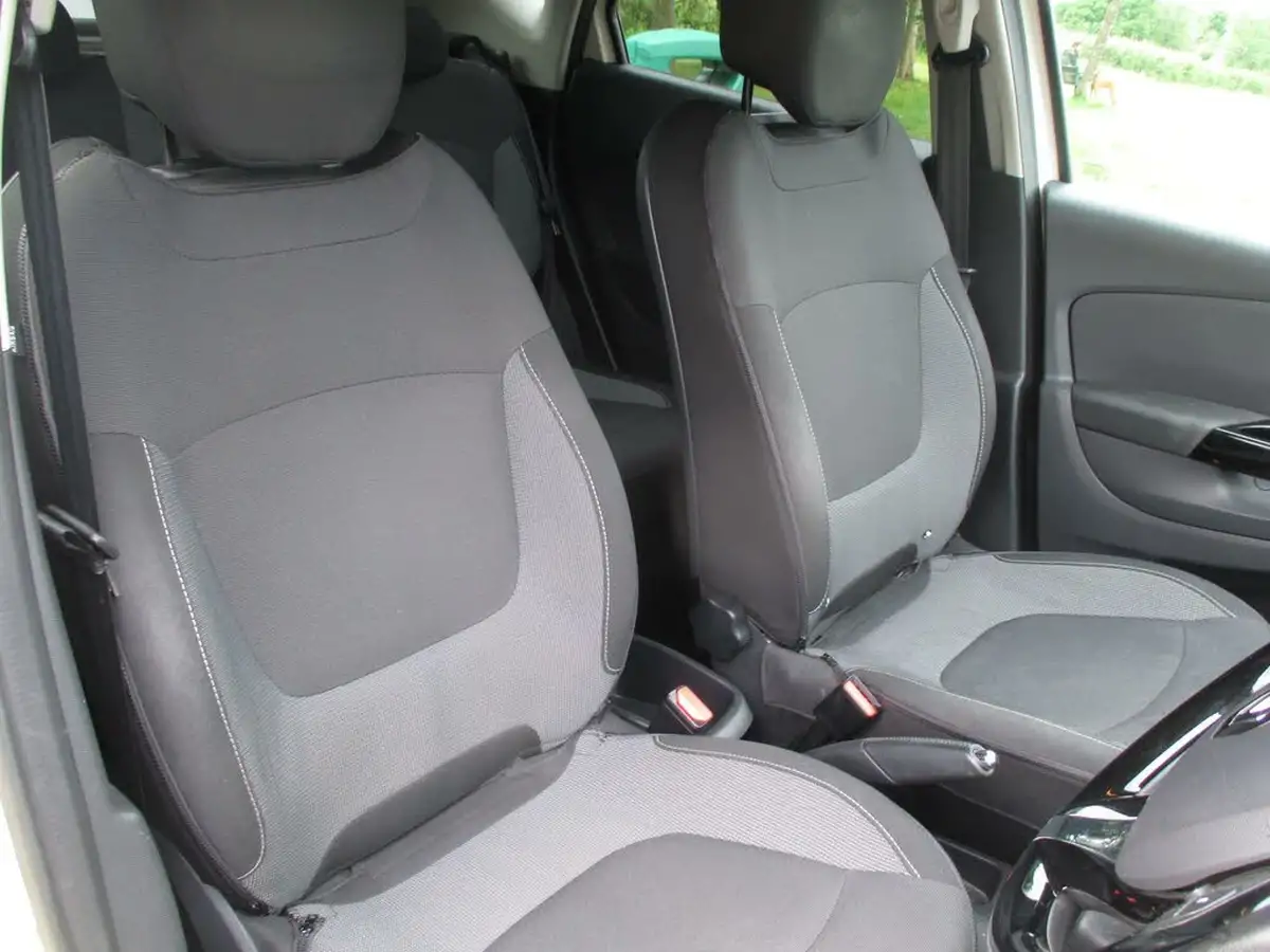 2016-renault-captur-15dci-dynamique-s-nav-90bhp-energy-ss-big-11