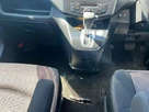 2013-nissan-serena-small-24