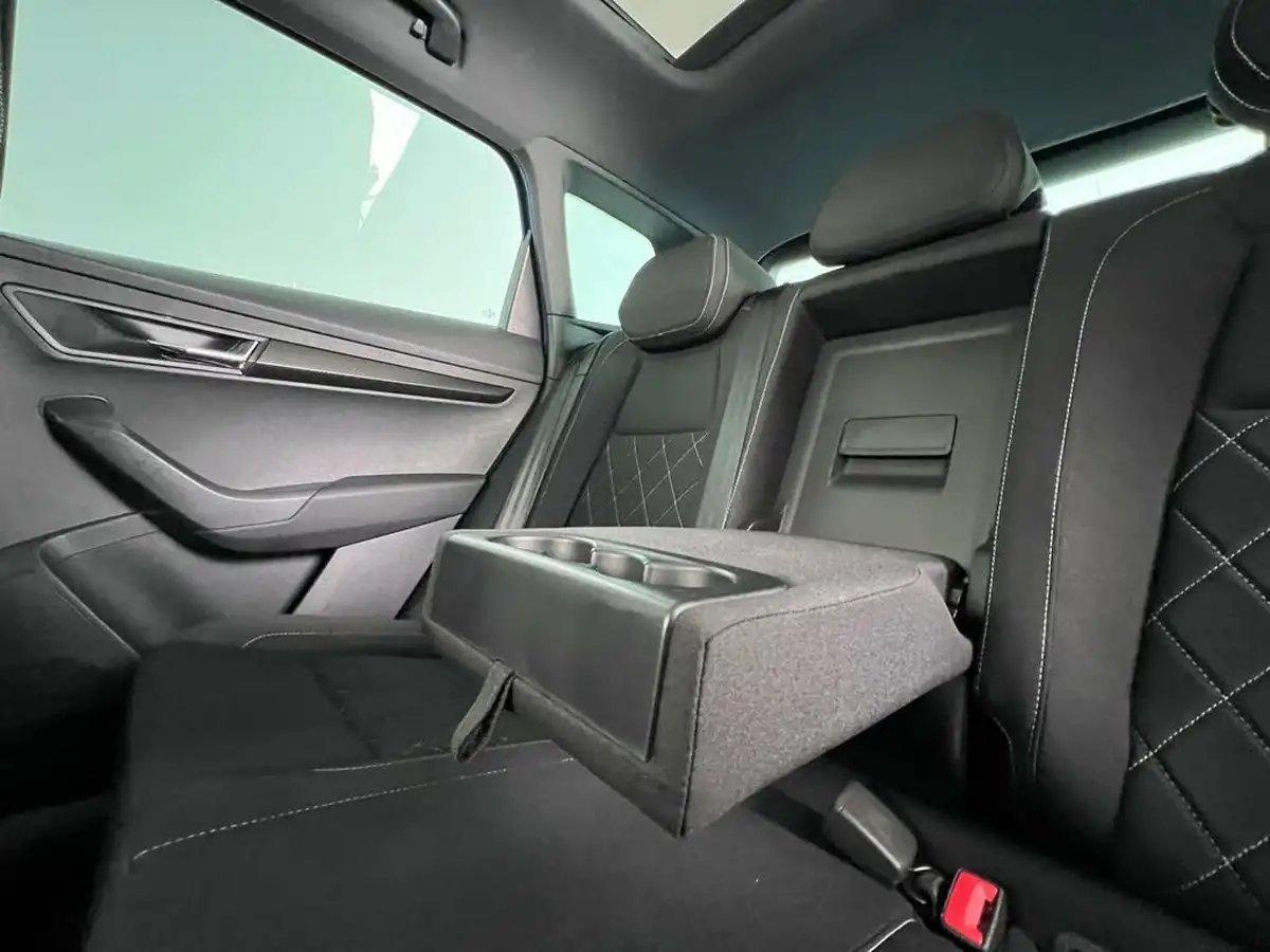 2021-skoda-karoq-15-tsi-sportline-dsg-big-19