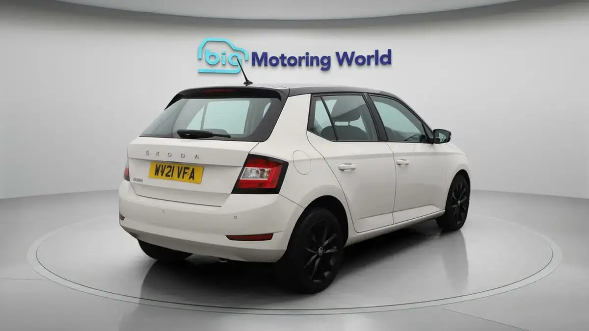 2021-skoda-fabia-10-mpi-colour-edition-60ps-big-7