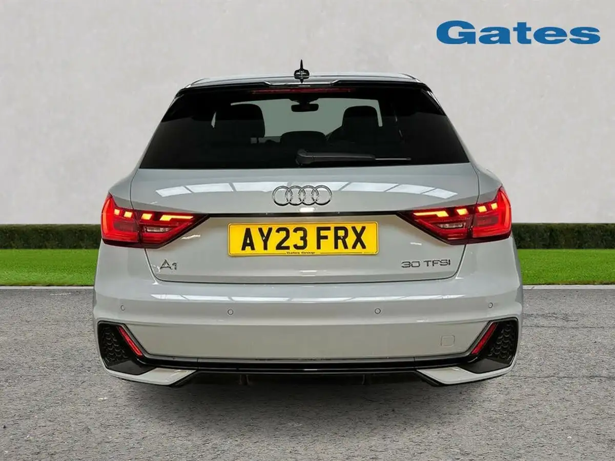 2023-audi-a1-10-30-tfsi-black-edition-s-tronic-big-5