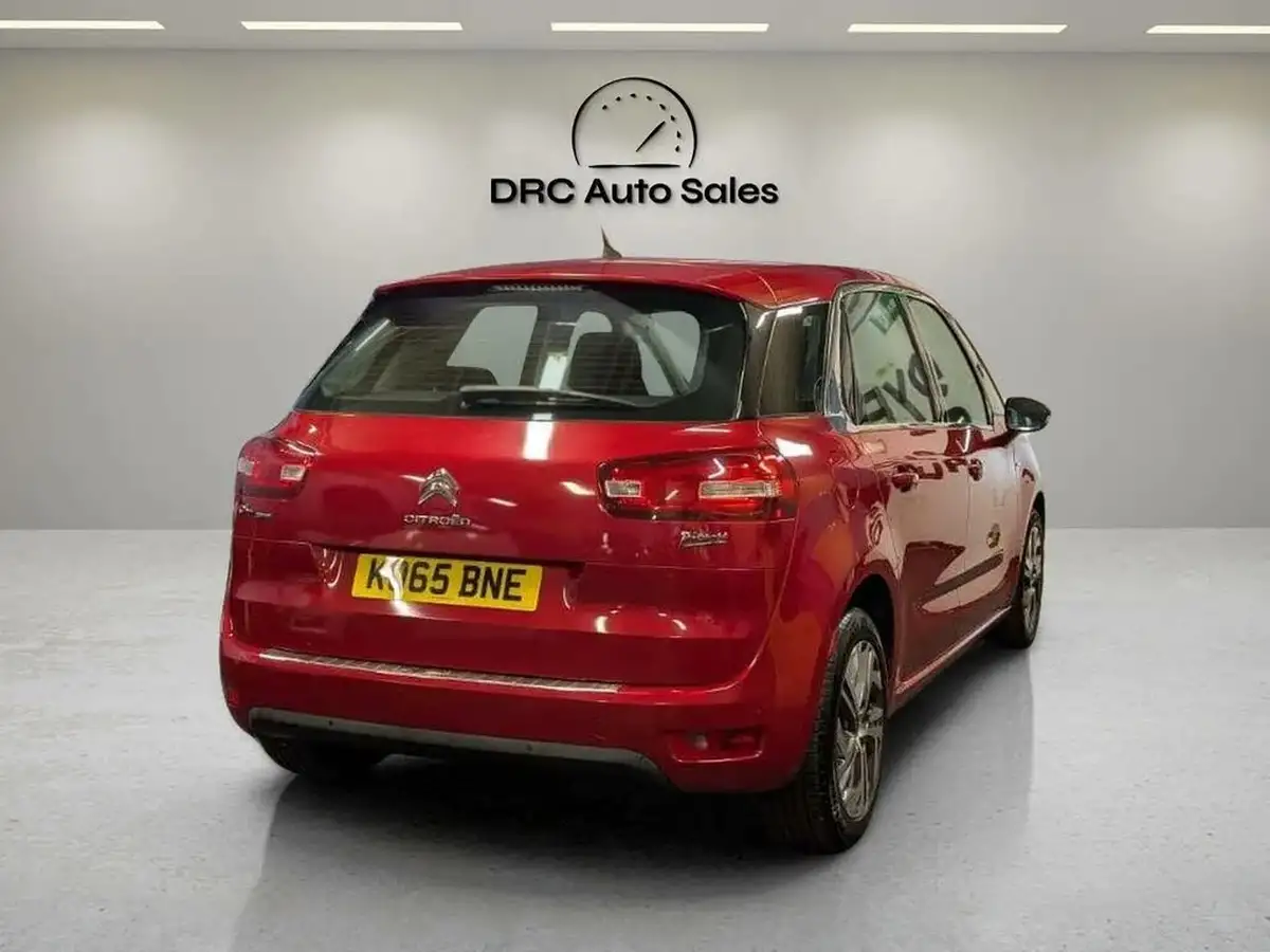2016-citroen-c4-picasso-16bluehdi-exclusive-eat6-big-1