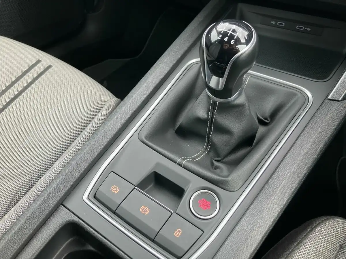 2020-seat-leon-10-tsi-evo-se-dynamic-big-28