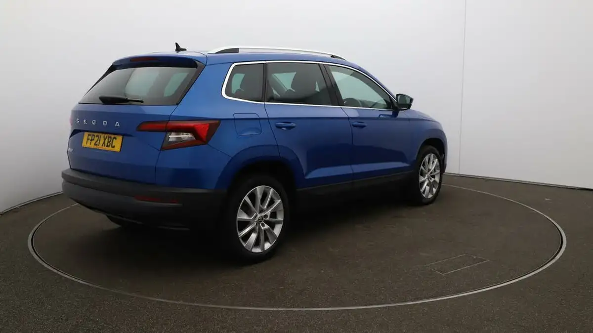 2021-skoda-karoq-15-tsi-se-l-big-53
