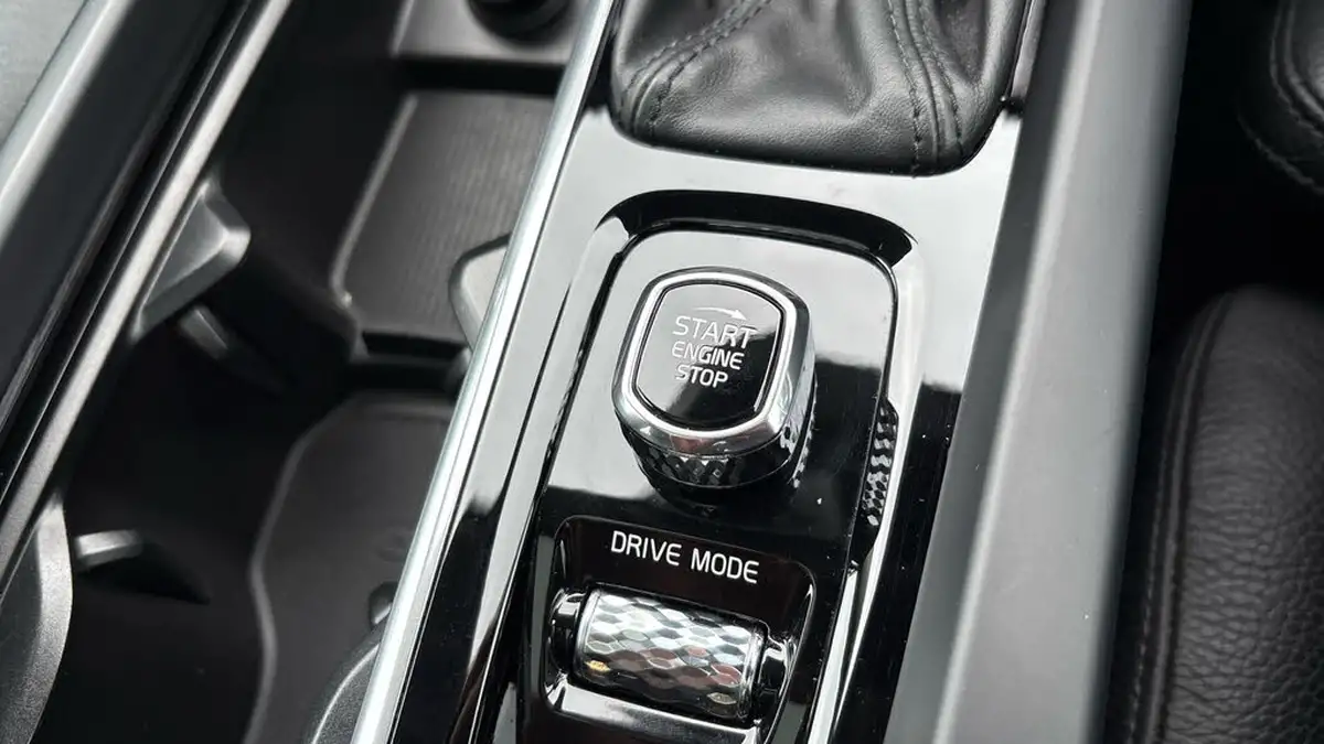 2018-volvo-v60-20td-d4-inscription-geartronic-big-34