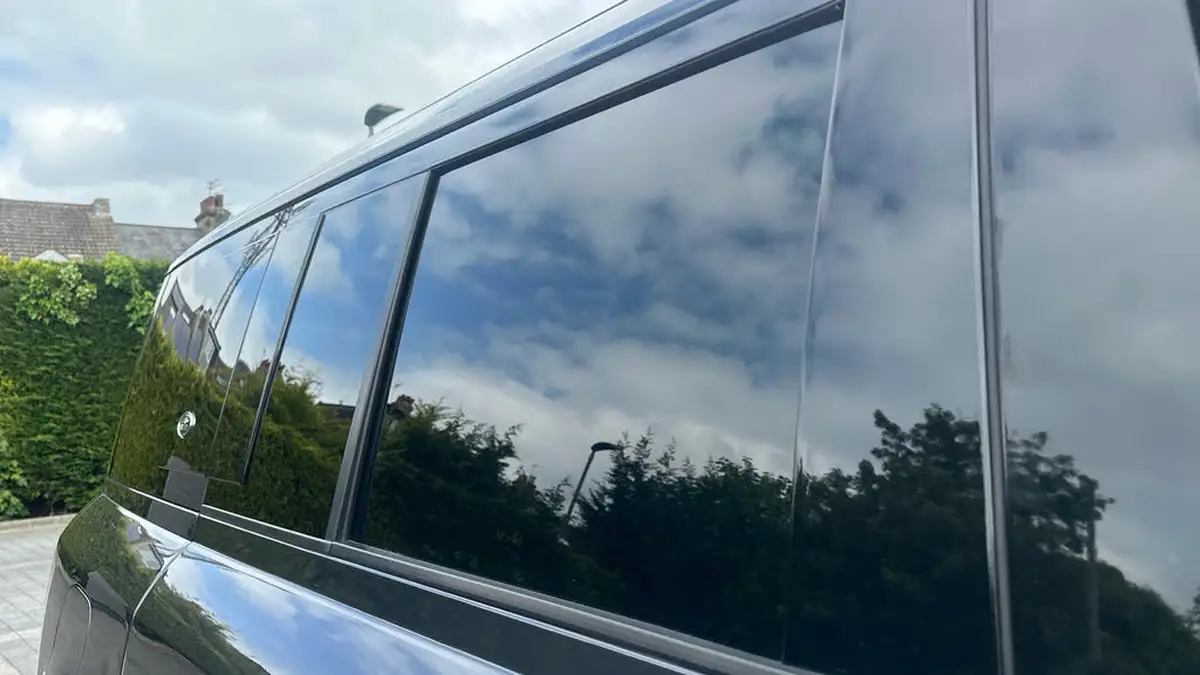 2022-land-rover-110-defender-20-p400e-x-dynamic-hse-big-29