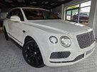 2019-bentley-bentayga-40-v8-small-25