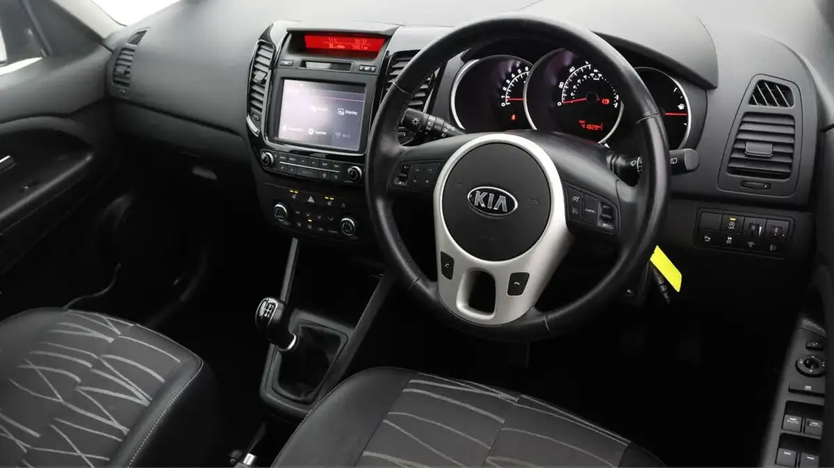 2018-kia-venga-16-3-isg-big-9