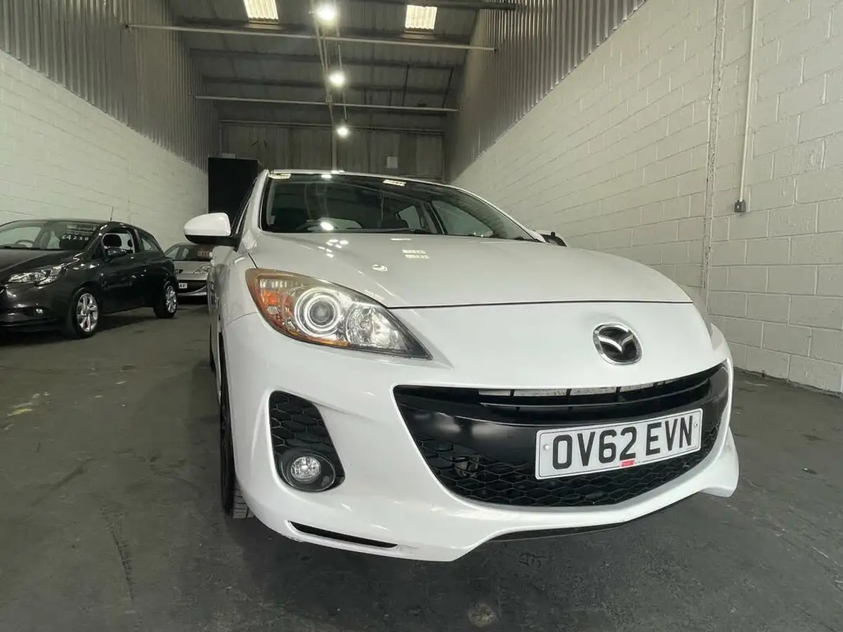 2012-mazda-mazda3-16-tamura-big-4