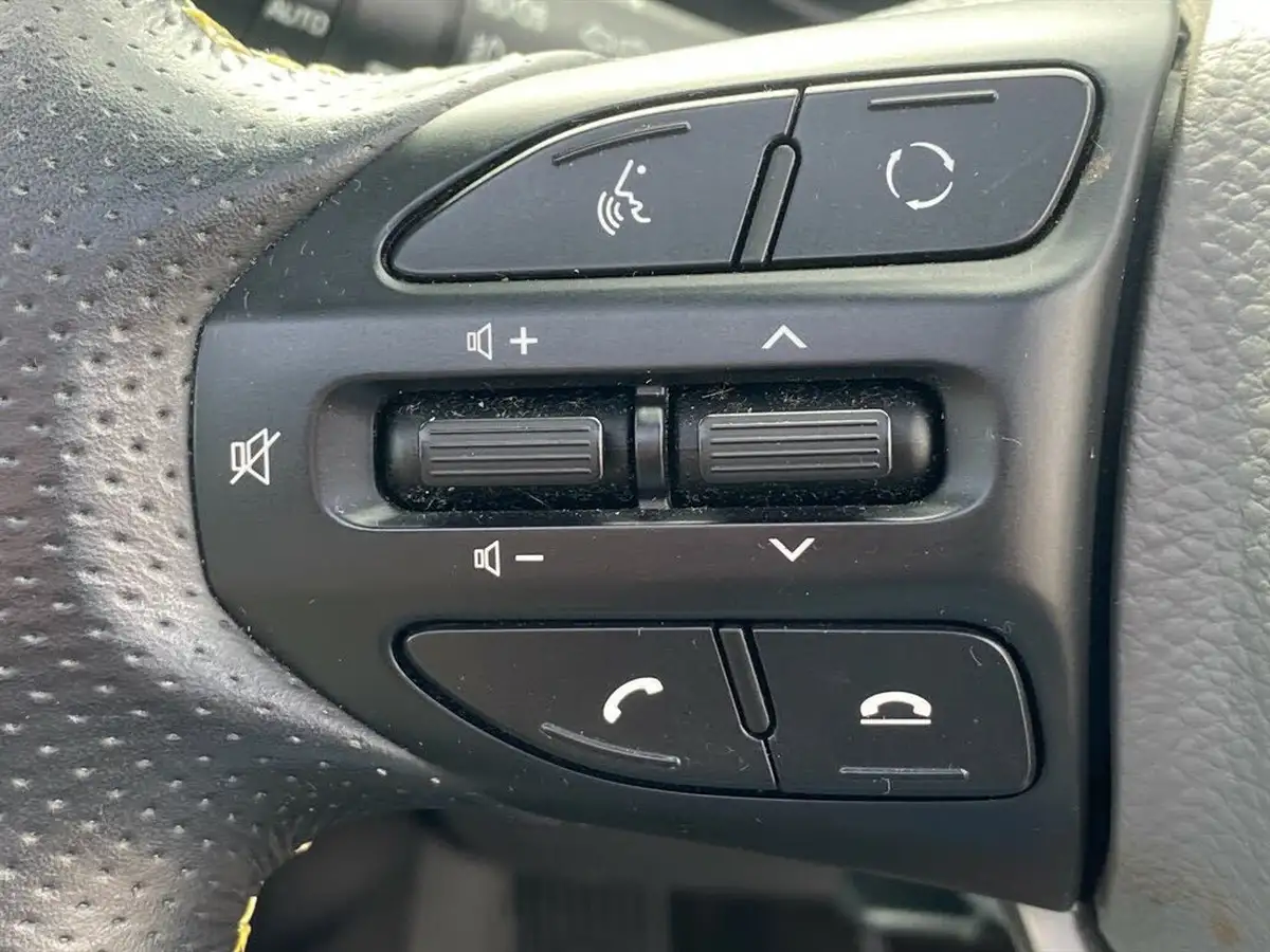 2018-kia-picanto-125-x-line-s-big-26