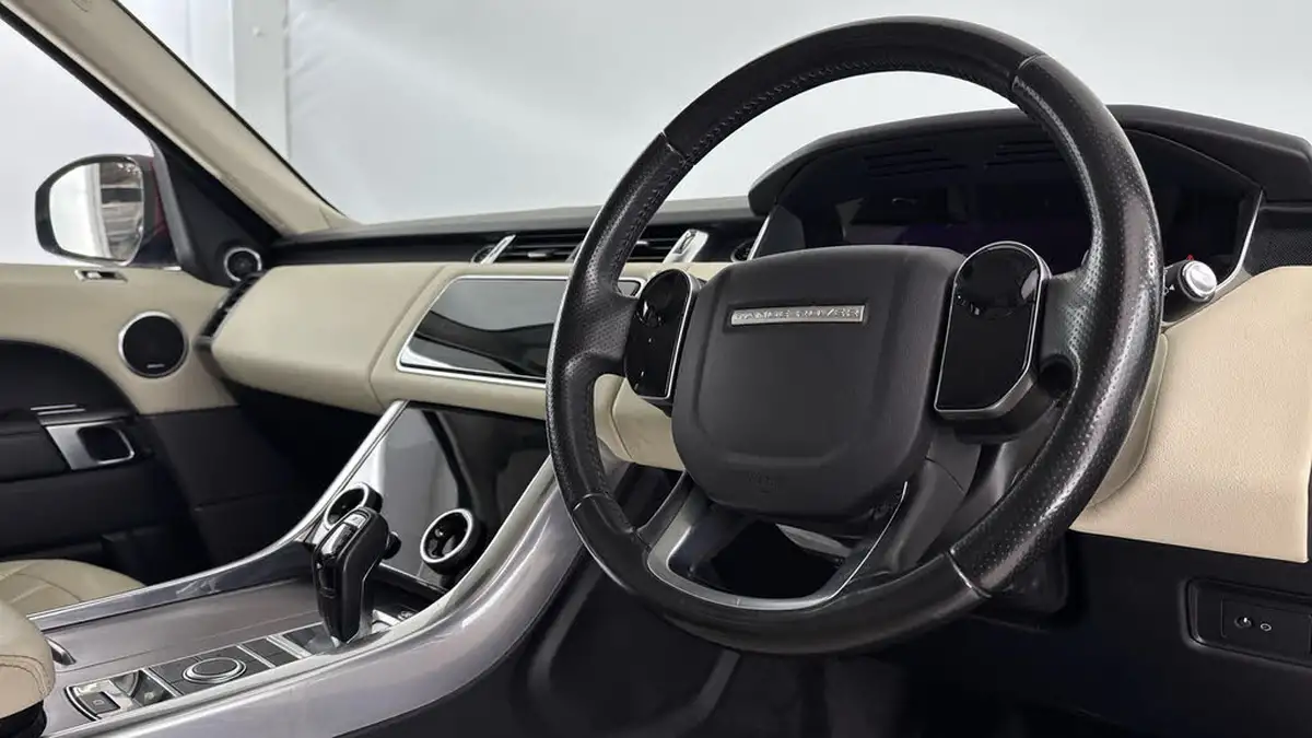 2020-land-rover-range-rover-sport-30-sdv6-hse-big-8