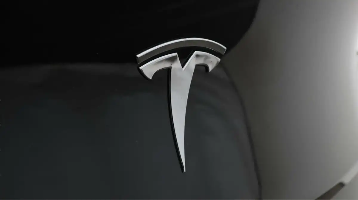 2023-tesla-model-y-e-rwd-big-20
