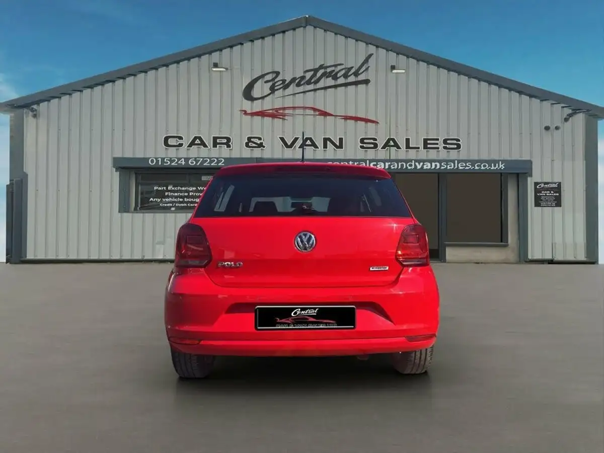 2016-volkswagen-polo-10-match-60ps-5d-big-2