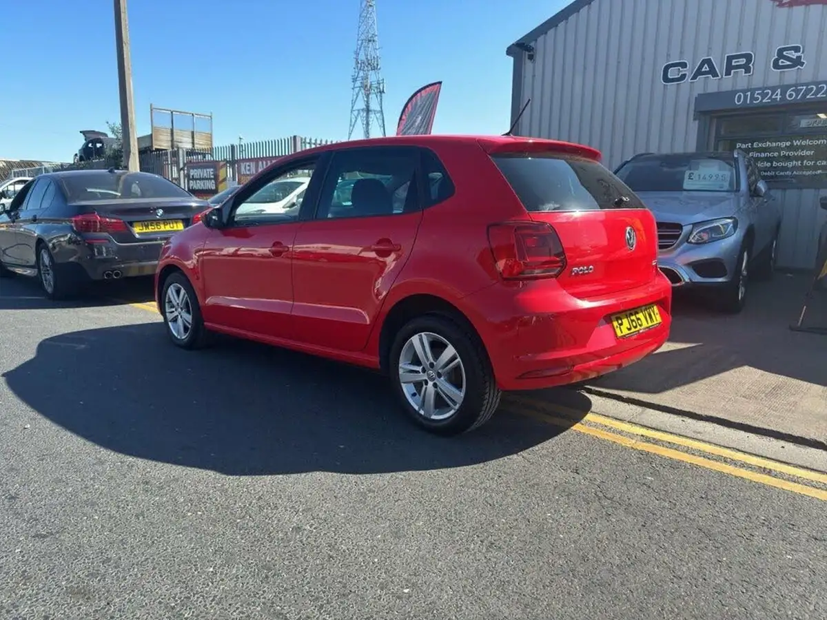 2016-volkswagen-polo-10-match-60ps-5d-big-26