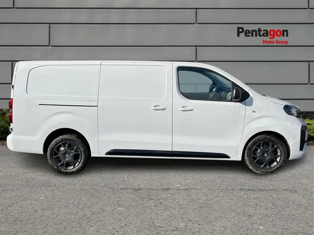 2024-vauxhall-vivaro-20td-xl-pro-big-13